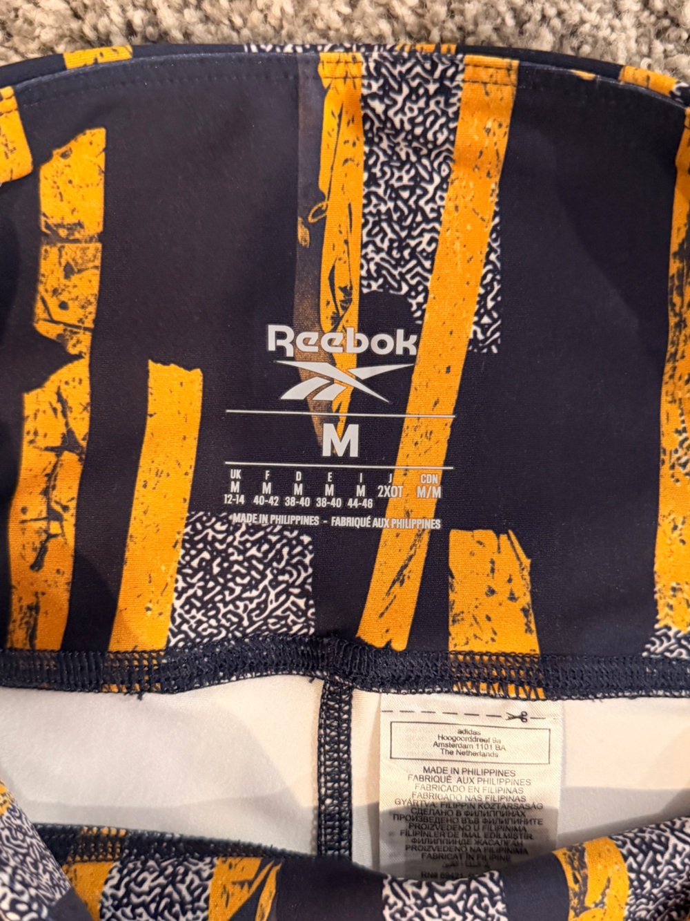 Medium Reebok Patterned Leggings - Picture 2 of 2